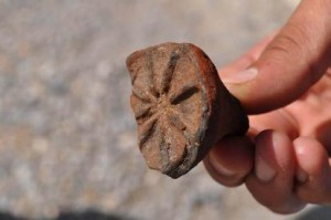 Rosette on Hittite bulla (seal)